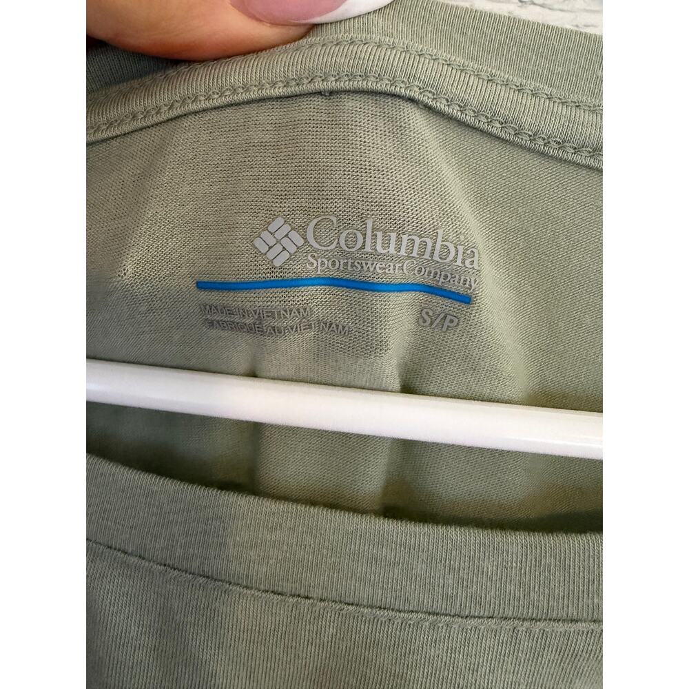 Columbia Sage Green Performance T-Shirt Short Sleeve Athletic Top Women’s Small - Picture 3 of 7